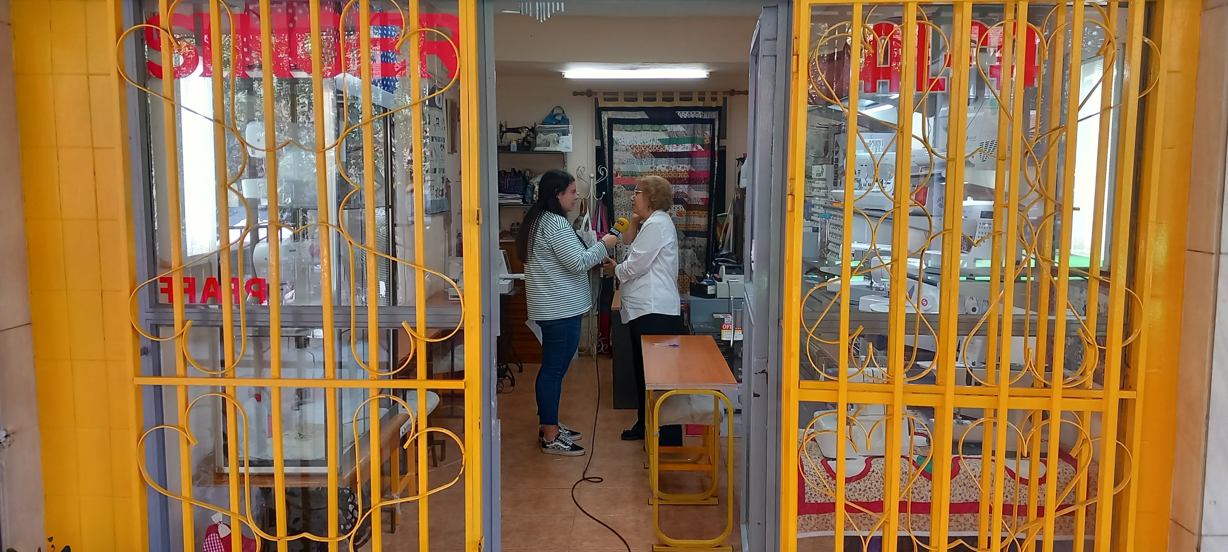 La pequeña tienda de máquinas de coser en Móstoles