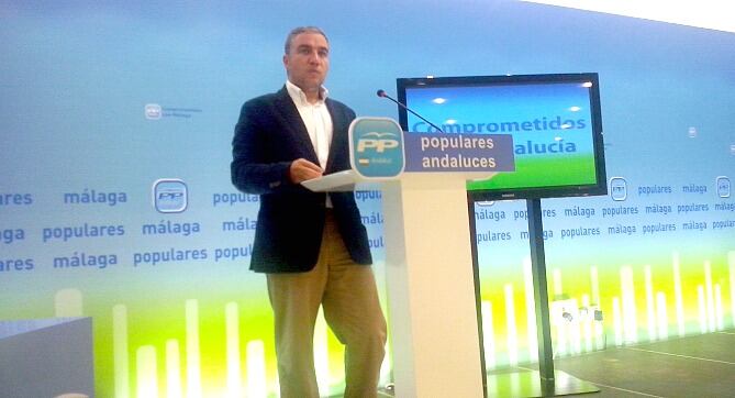 Elías Bendodo, presidente del PP de Málaga