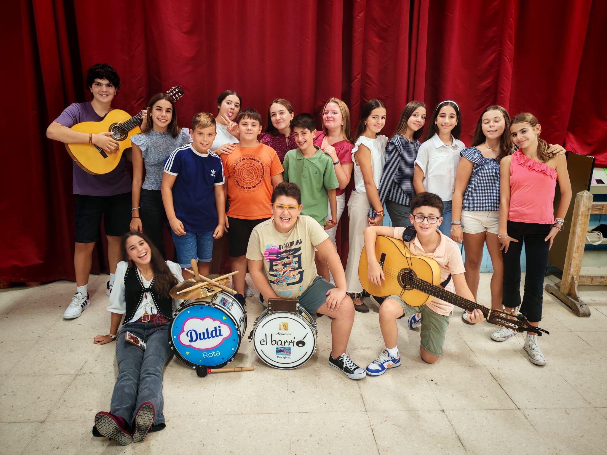 La chirigota infantil &#039;Los mal-élficos&#039; de Rota