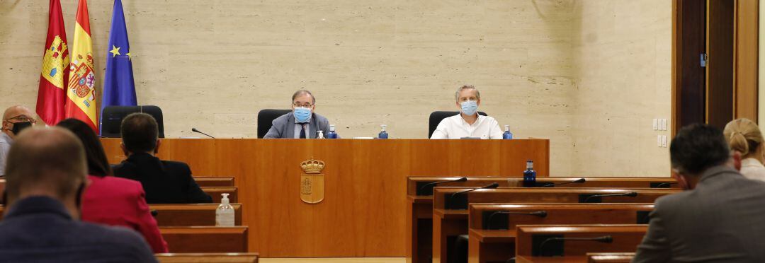 Constituida la Comisión sobre el Covid