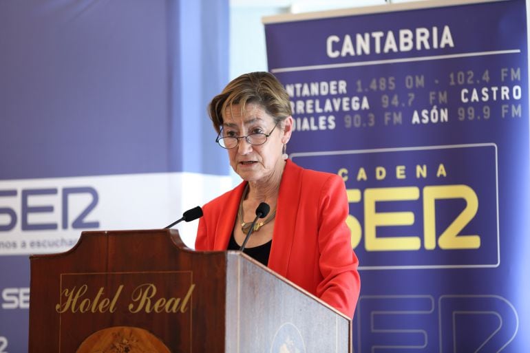 Victoria Ortega en su intervención en Foro SER Cantabria 