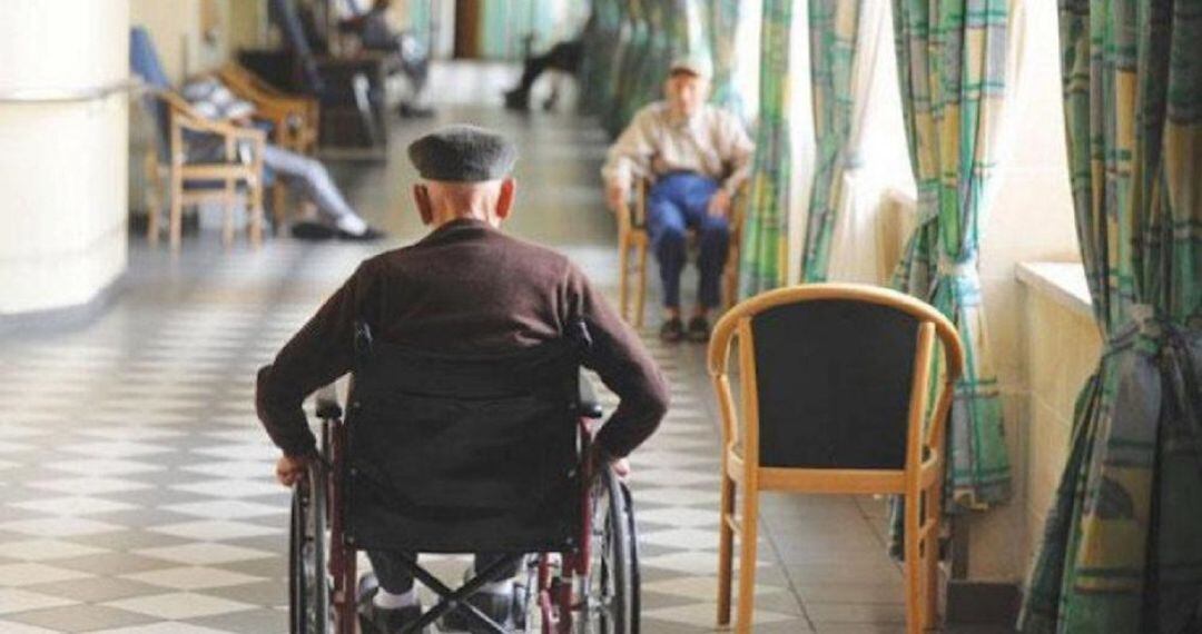 La Diputación concentra a mayores y dependientes con coronavirus en dos residencias especializadas 
 