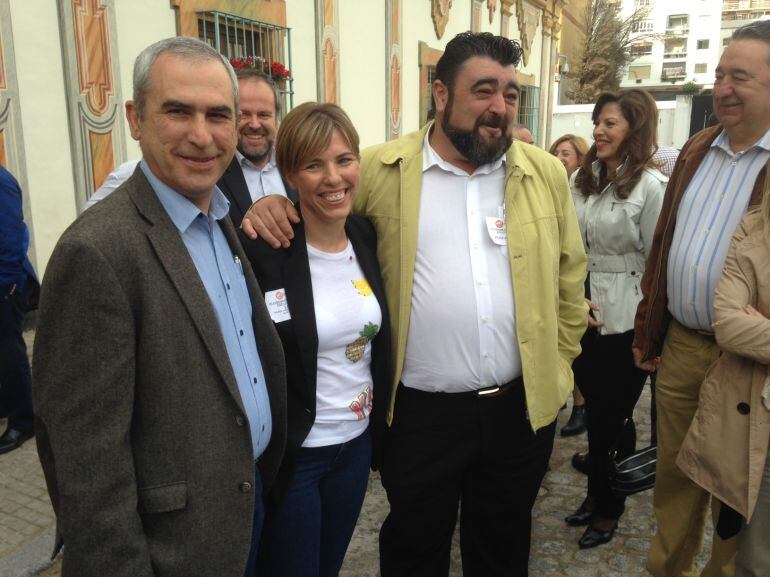 Vicente Palomares, a la derecha, junto a Isabel Araque y Rafael Rodríguez (CCOO)