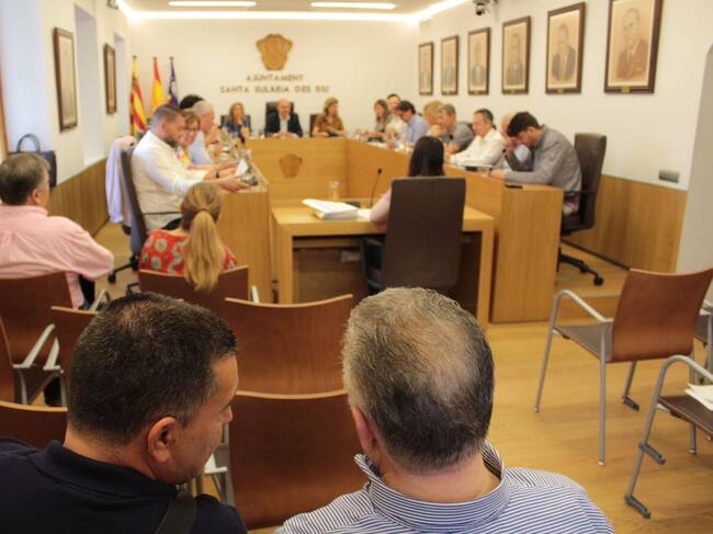 Imagen del pleno del Ayuntamiento de Santa Eulària