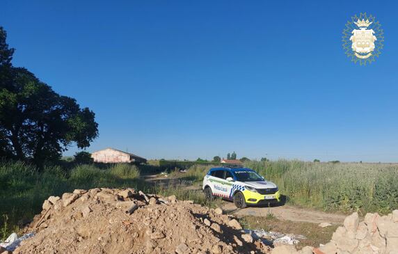 Vertido ilegal de escombros en Aranda