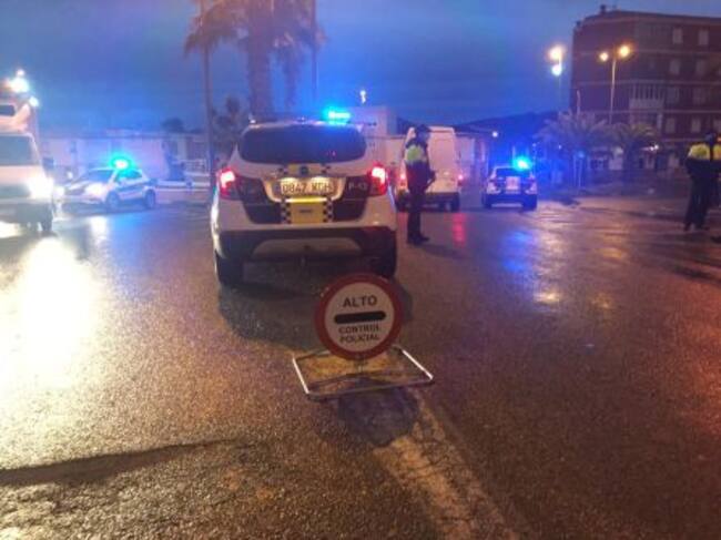 Control de acceso a Petrer a primera hora de la mañana después de desactivarse el toque de queda