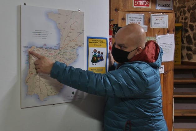 Marcelo dejó atrás su vida en la Toscana para montar un albergue de peregrinos en Palas de Rei (Lugo)