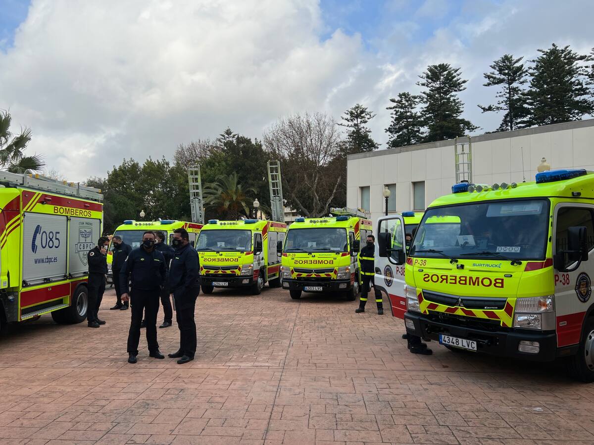 El Consorcio de Bomberos presenta los nuevos vehículos ligeros que se incorporan al servicio
