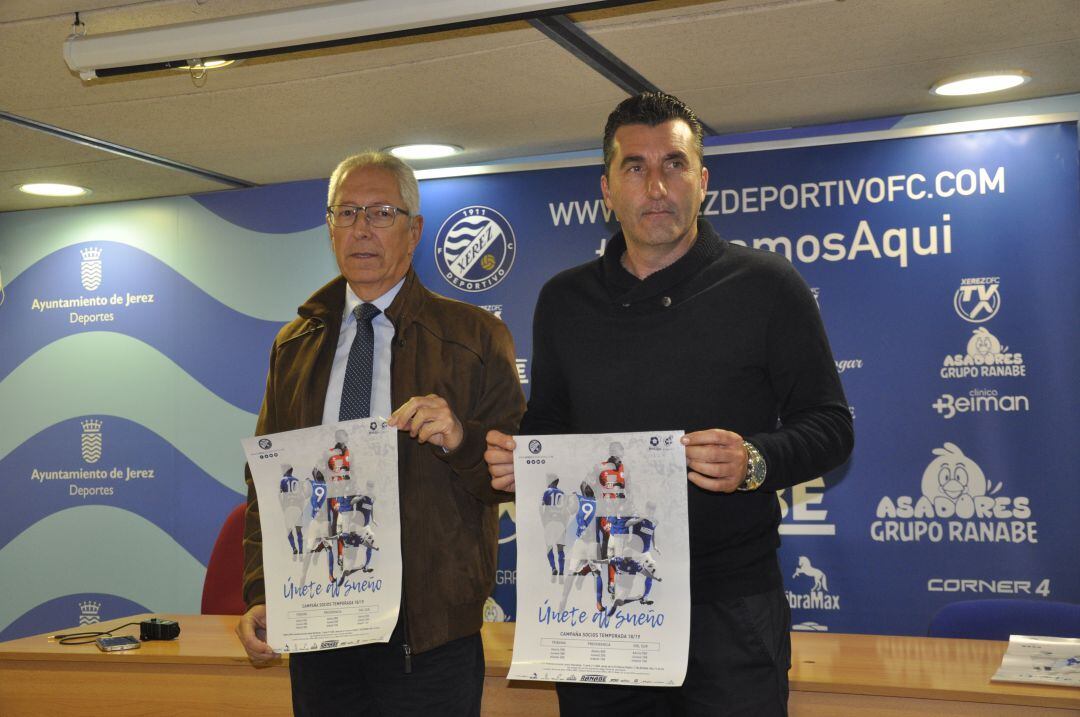 Rafael Coca y Edu Villegas durante la presentación de la campaña  