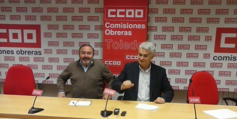 Carlos Pedrosa de UGT (Izquierda) y José Luis Gil de CC.OO (derecha)