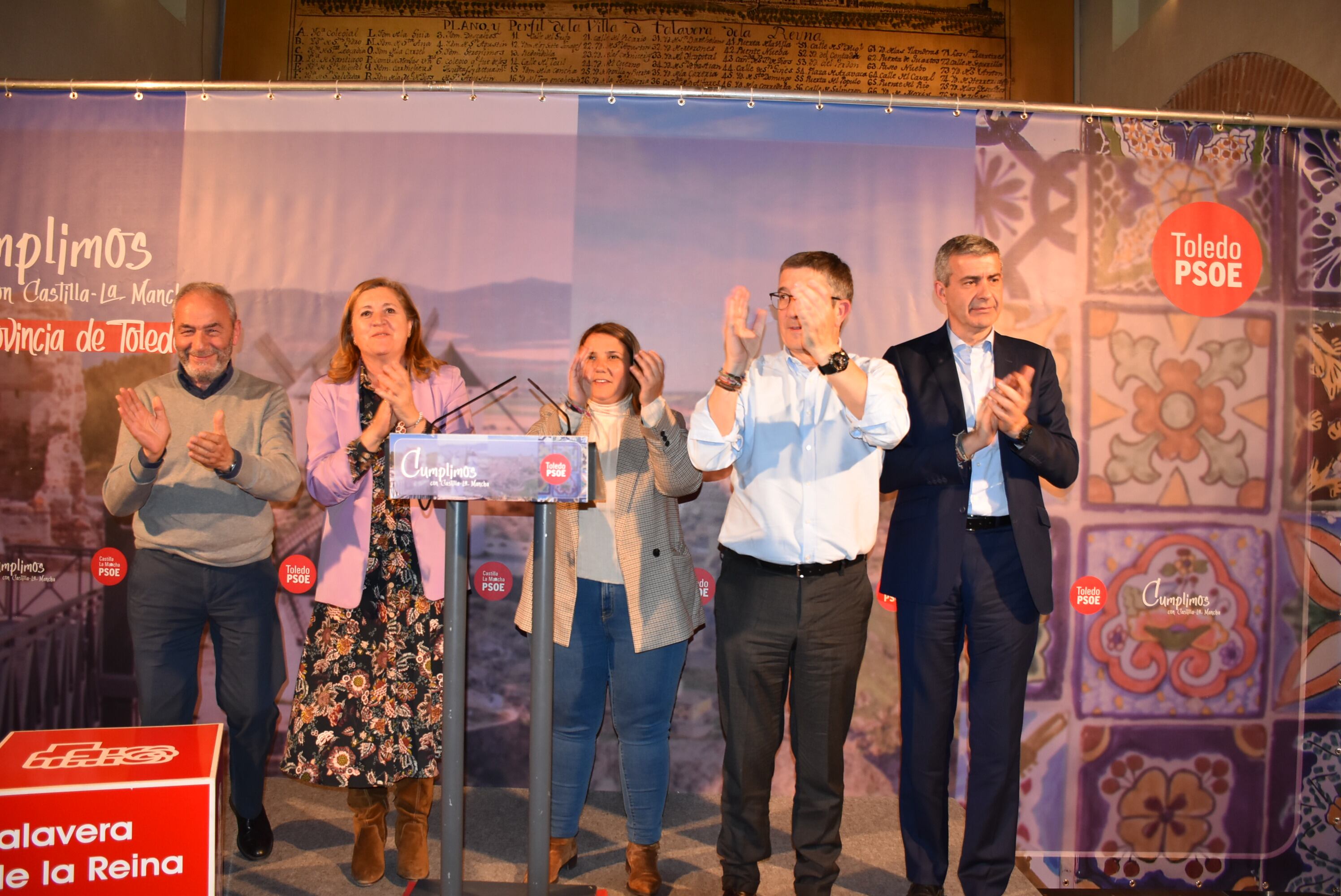 Acto político del PSOE en el Museo Etnográfico de Talavera