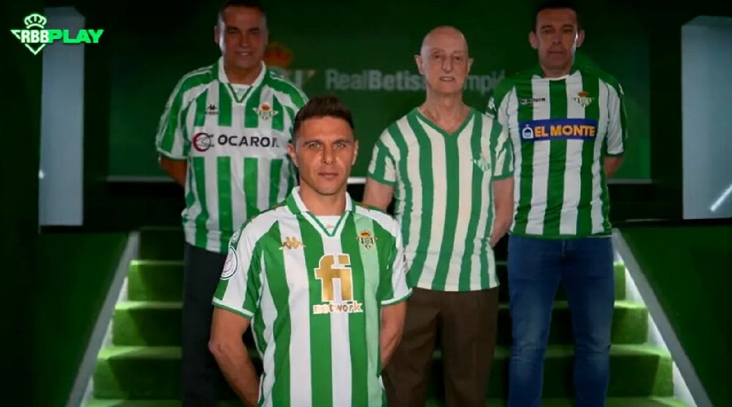 El Betis ha presentado hoy la camiseta que lucirá el equipo en la final de la Copa del Rey contra el Valencia