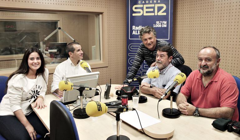 Entrevista Toni Zararagozí, Elias y Silvia Gomis y Miguel Angel Garcia por el 25º aniversario del anillamiento de aves en el Río Algar