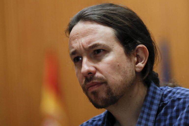 El secretario general de Podemos, Pablo Iglesias, durante una entrevista