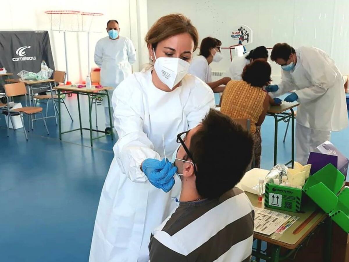 Castilla y León registra 2.477 nuevos positivos y 33 fallecidos