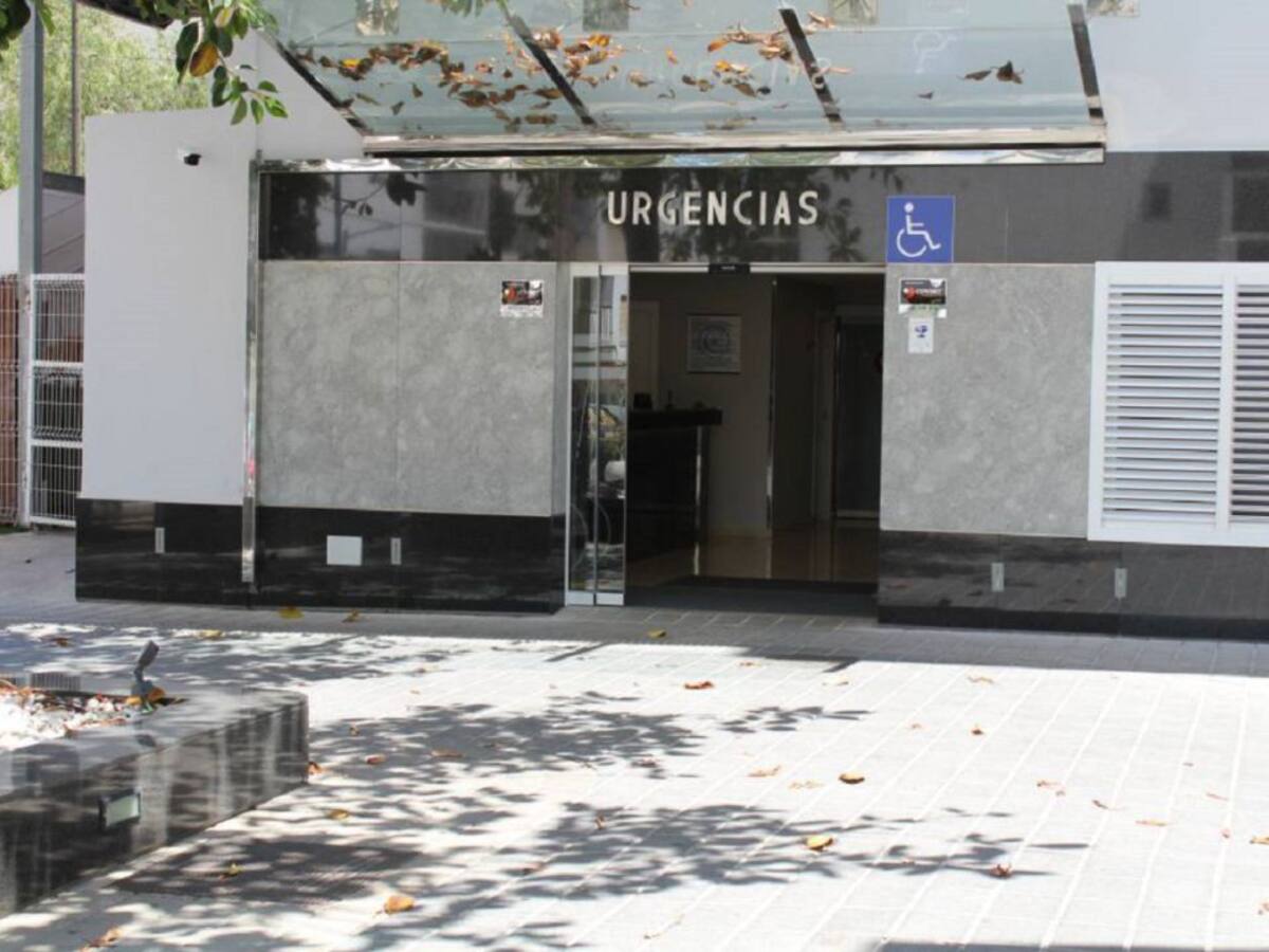 Una mujer de 22 años pierde un dedo del pie tras sufrir un accidente de tráfico