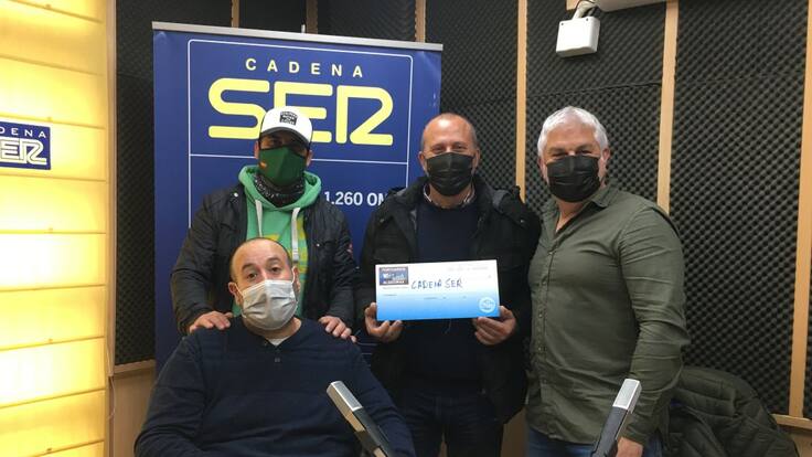 FAASPA entrega 3.000 euros a la campaña navidad con Amor