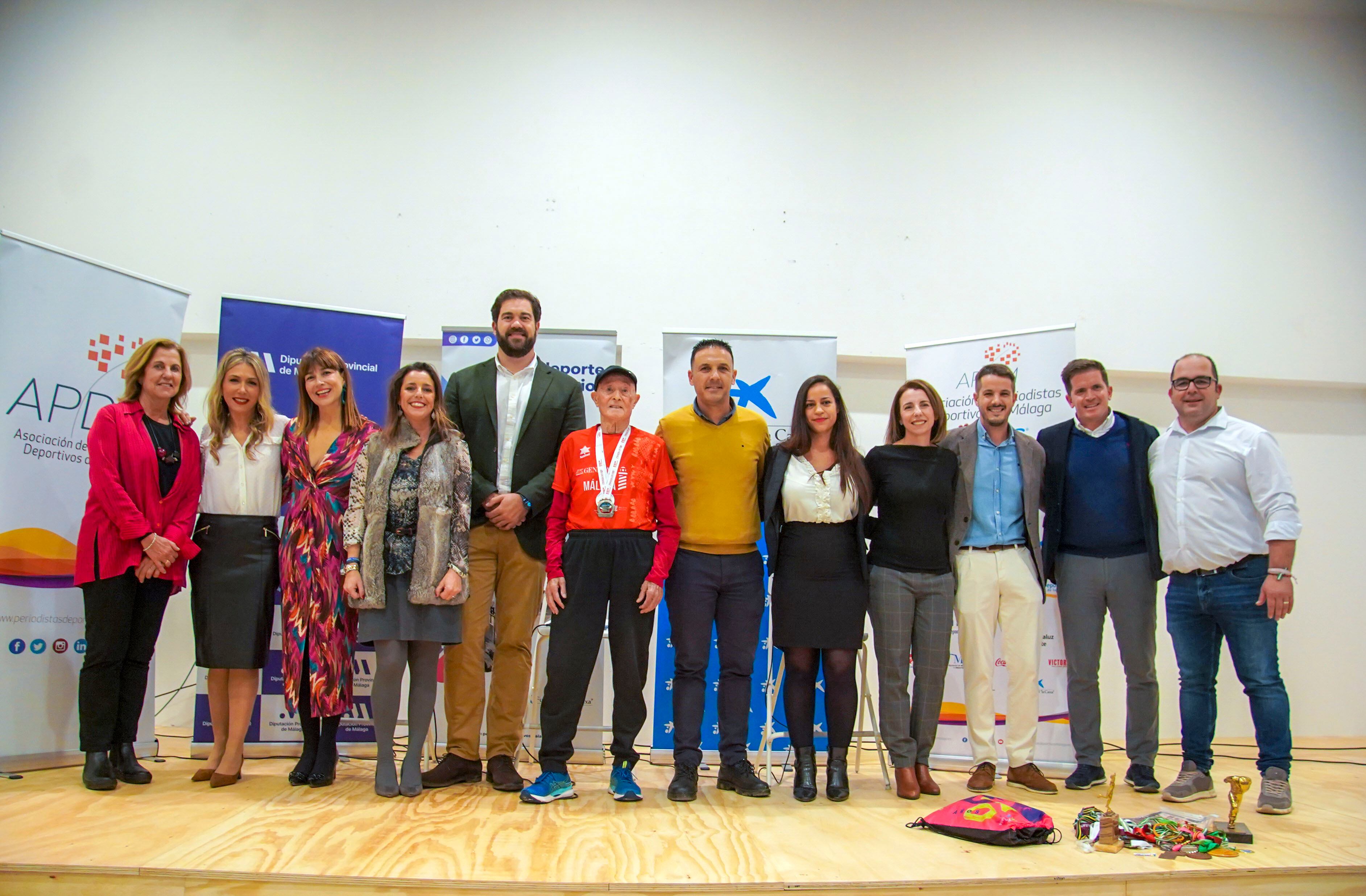 El veterano atleta Miguel García Velasco clausuró la primera edición de ‘El Deporte va por barrios’