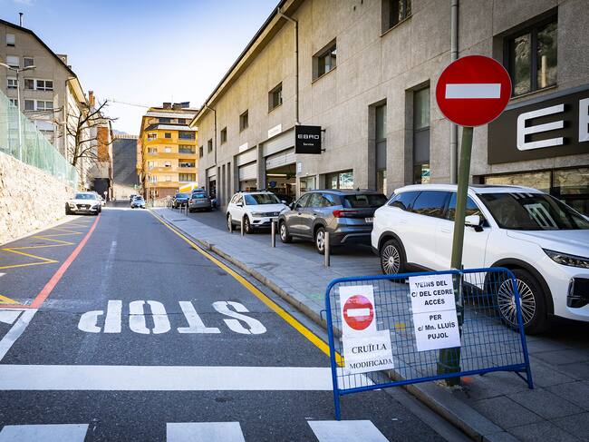 El comú d'Andorra la Vella converteix en sentit únic el carrer de Sant Vicenç a Santa Coloma