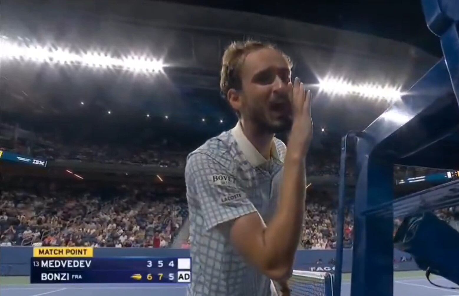 Medvedev recrimina el error a un fotógrafo en el US Open