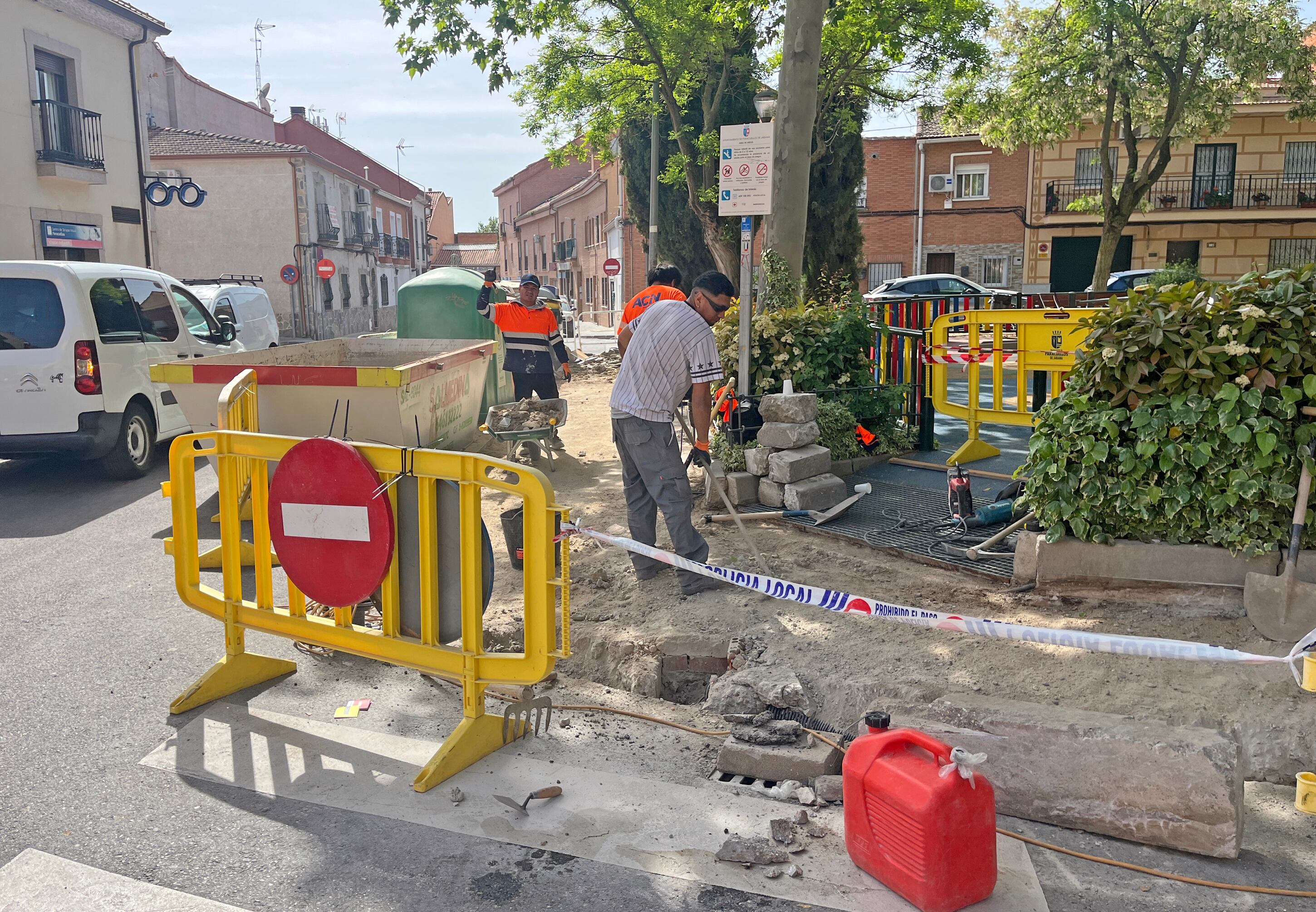 Comienzan en Paracuellos de Jarama las obras de reforma de aceras de Miramadrid y el casco antiguo