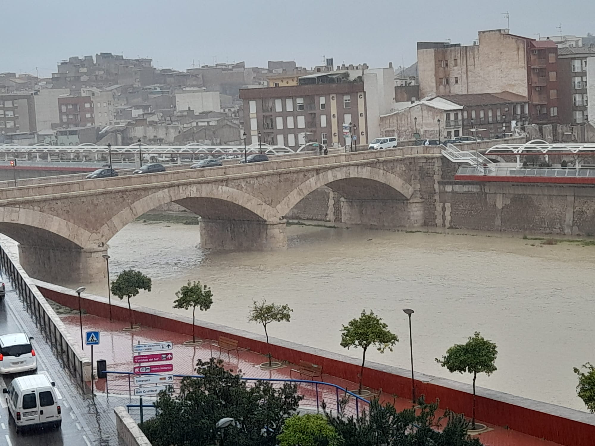 Cauce del río Guadalentín tras las lluvias