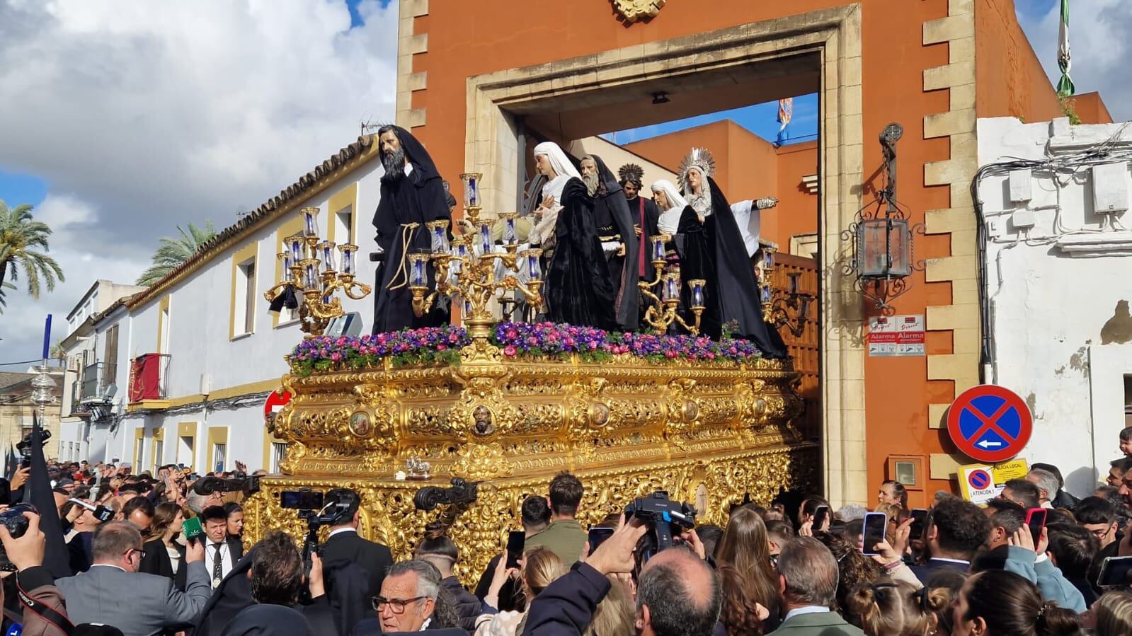 Solo dos Hermandades decidieron salit a la calle este Sábado Santo