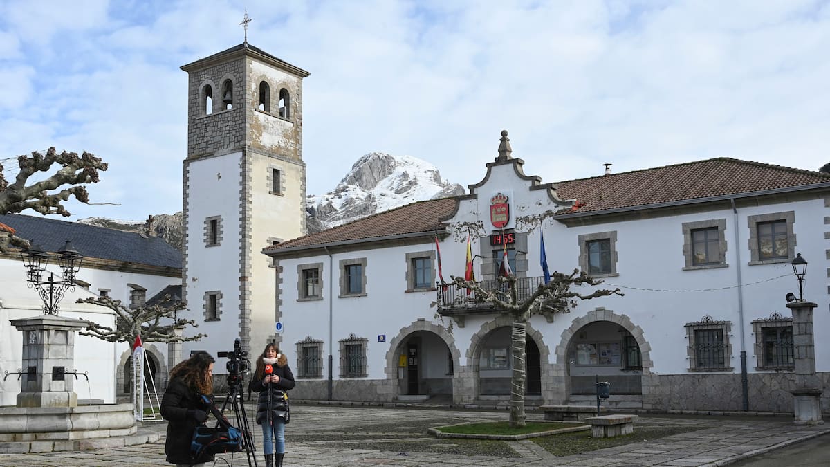 “Queremos que saiban que non están sós, que isto poderíalle pasar a calquera comisión”