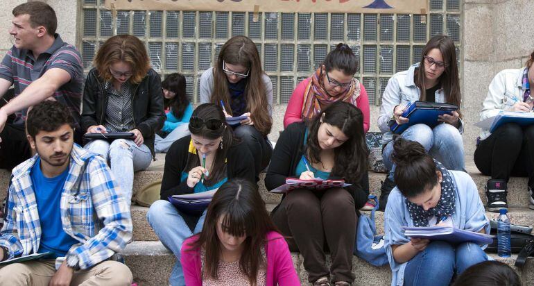 Es la segunda convocatoria de becas de la Junta para estudiantes universitarios