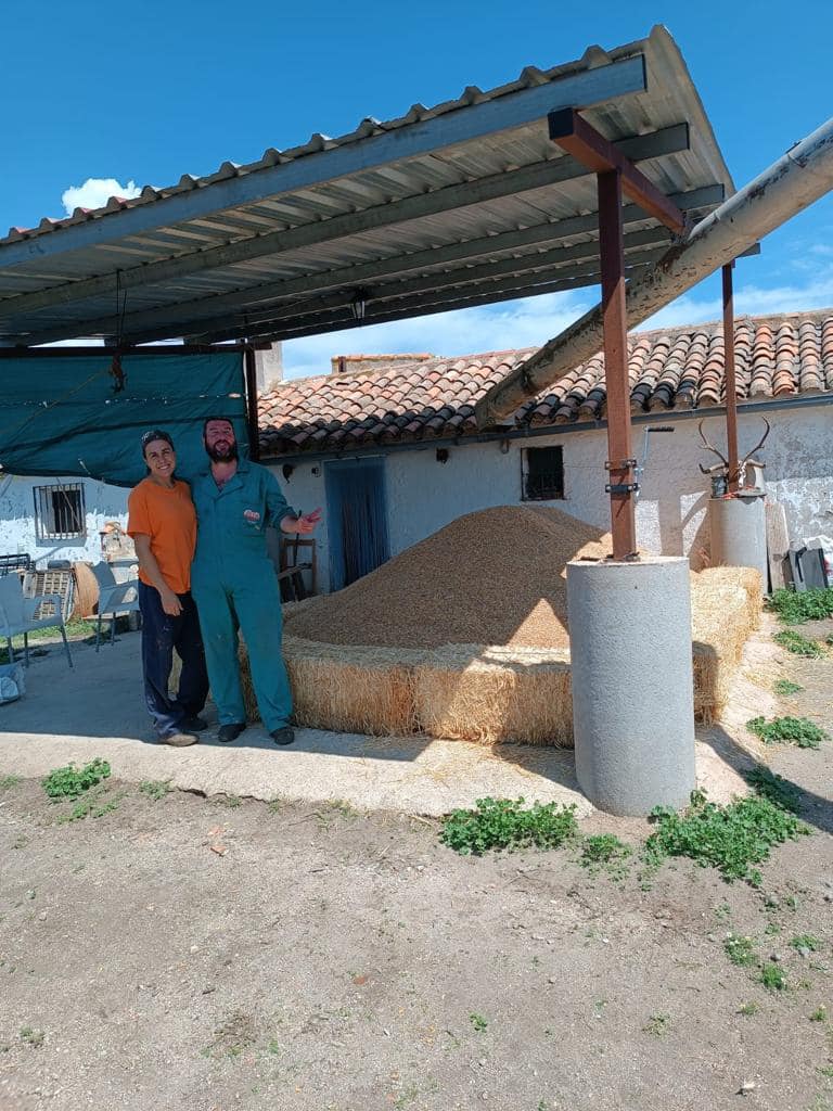 La Consejería de Agricultura está facilitando pienso a los rebaños inmovilizados