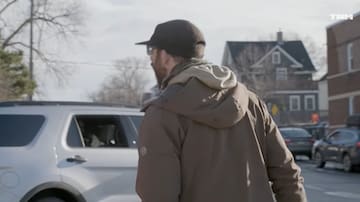 Nuevas imágenes muestran un enfrentamiento entre Alex Pretti y agentes del ICE 11 días antes de su muerte