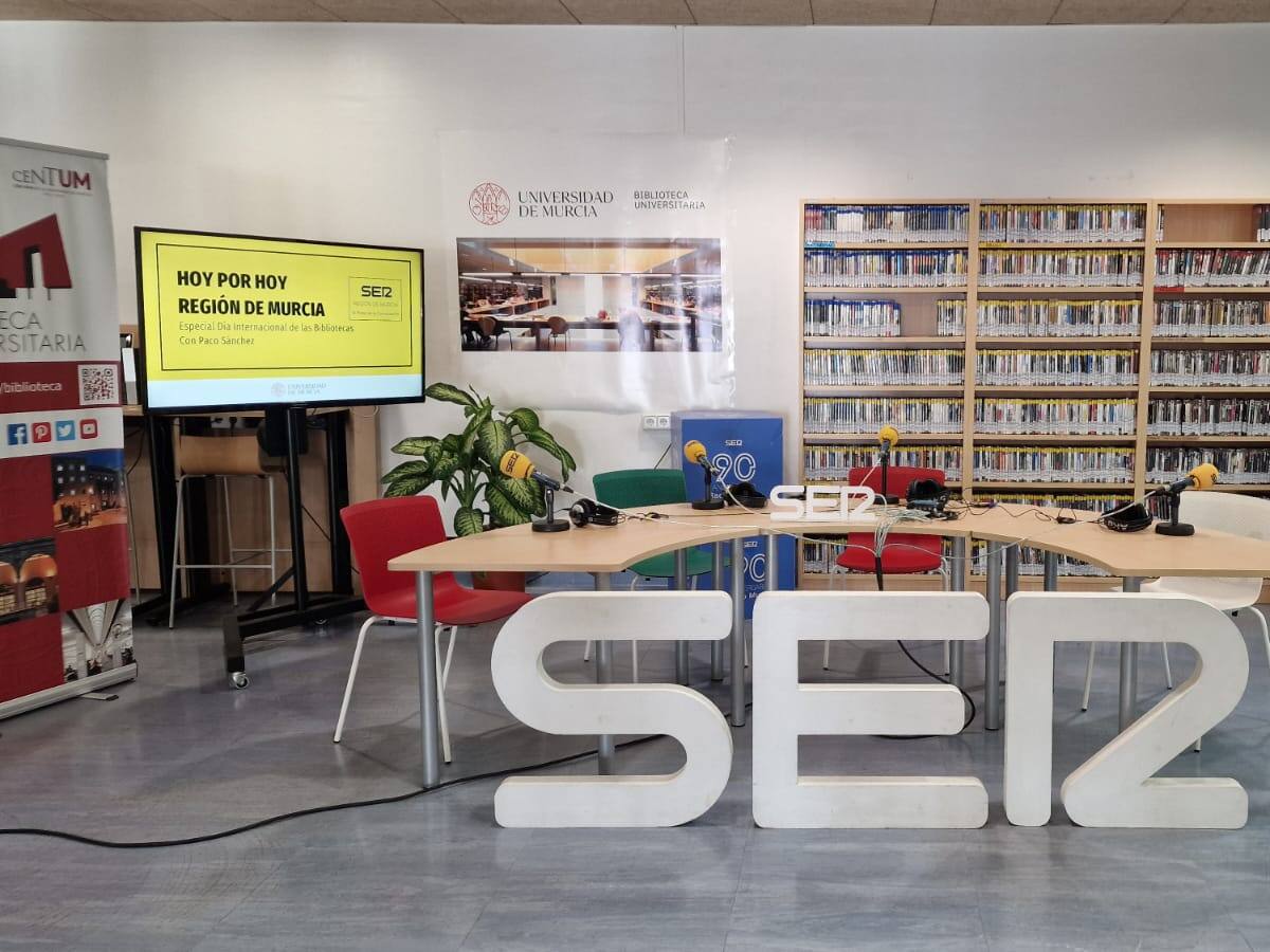 Especial Día de las Bibliotecas en la Biblioteca General de la UMU