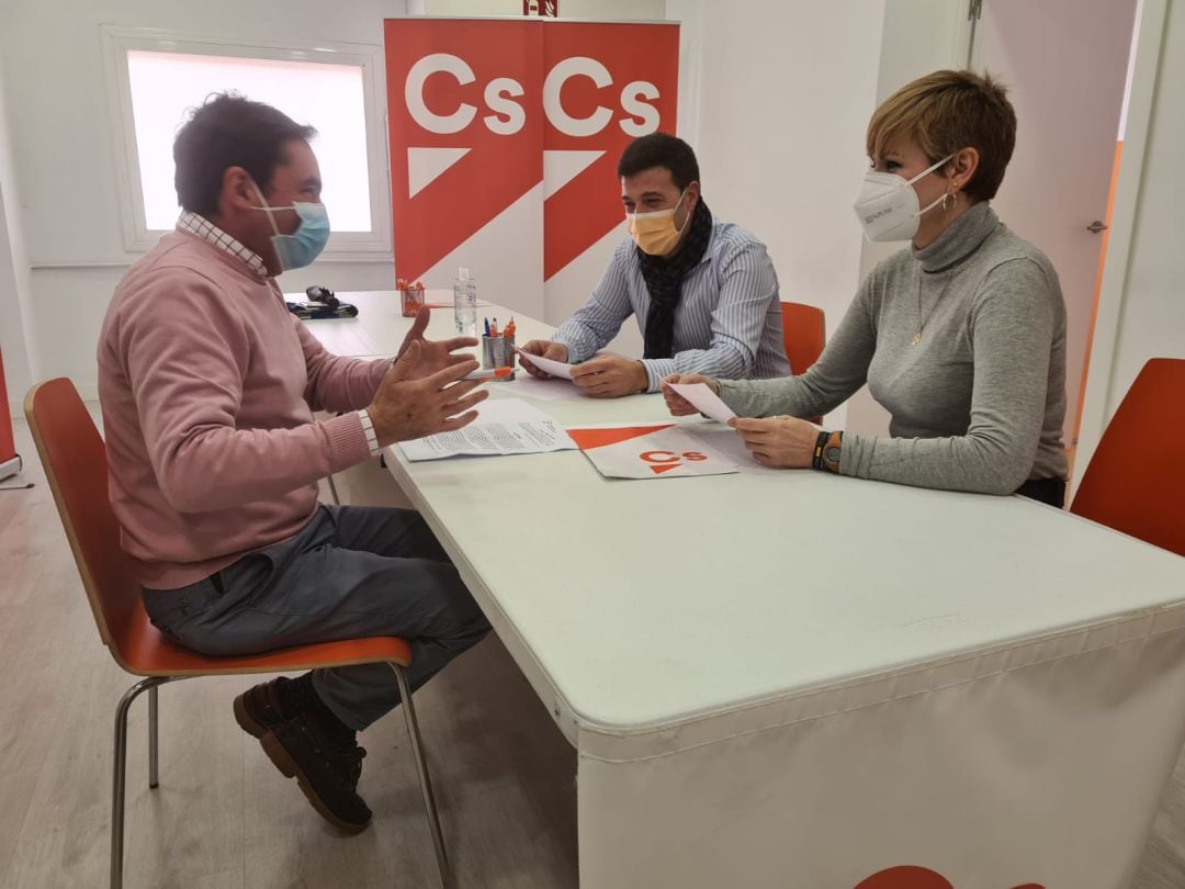 Miembros de Cs de Jaén analizaron la respuesta del Gobierno Central a su pregunta para conocer los criterios de adjudicación del Plan Colce