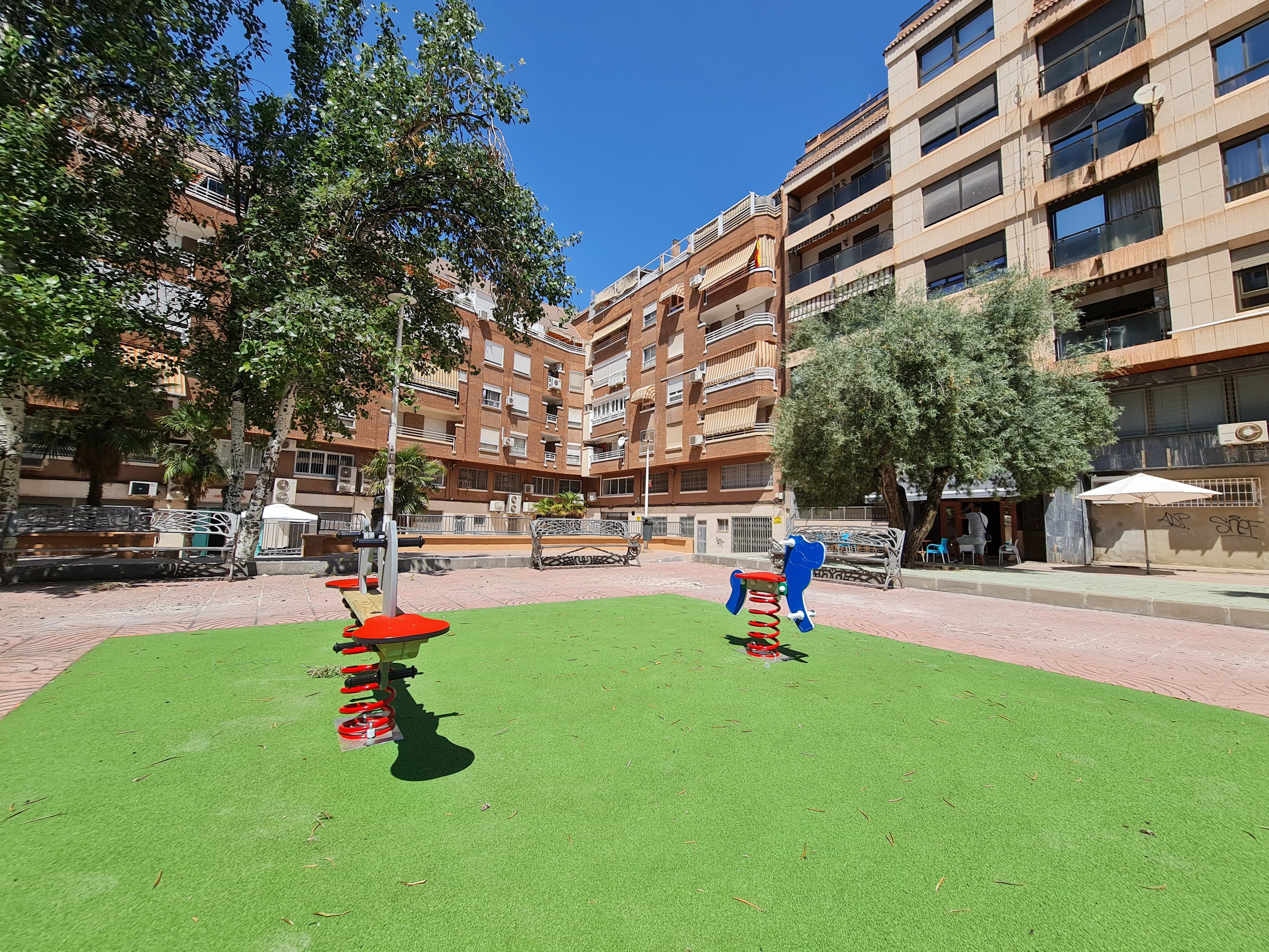 Plaza de la calle Manolita Candel.