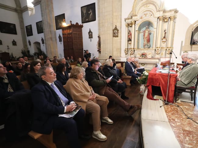 Interior de la iglesia del convento de la Anunciada donde se celebra el congreso
