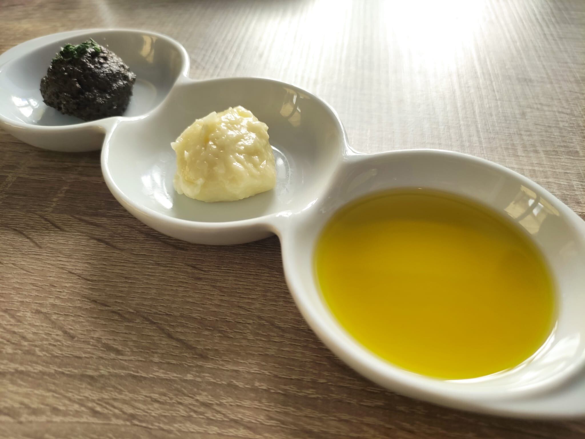 AOVE de Olvera, Ali oli y paté de aceitunas negras