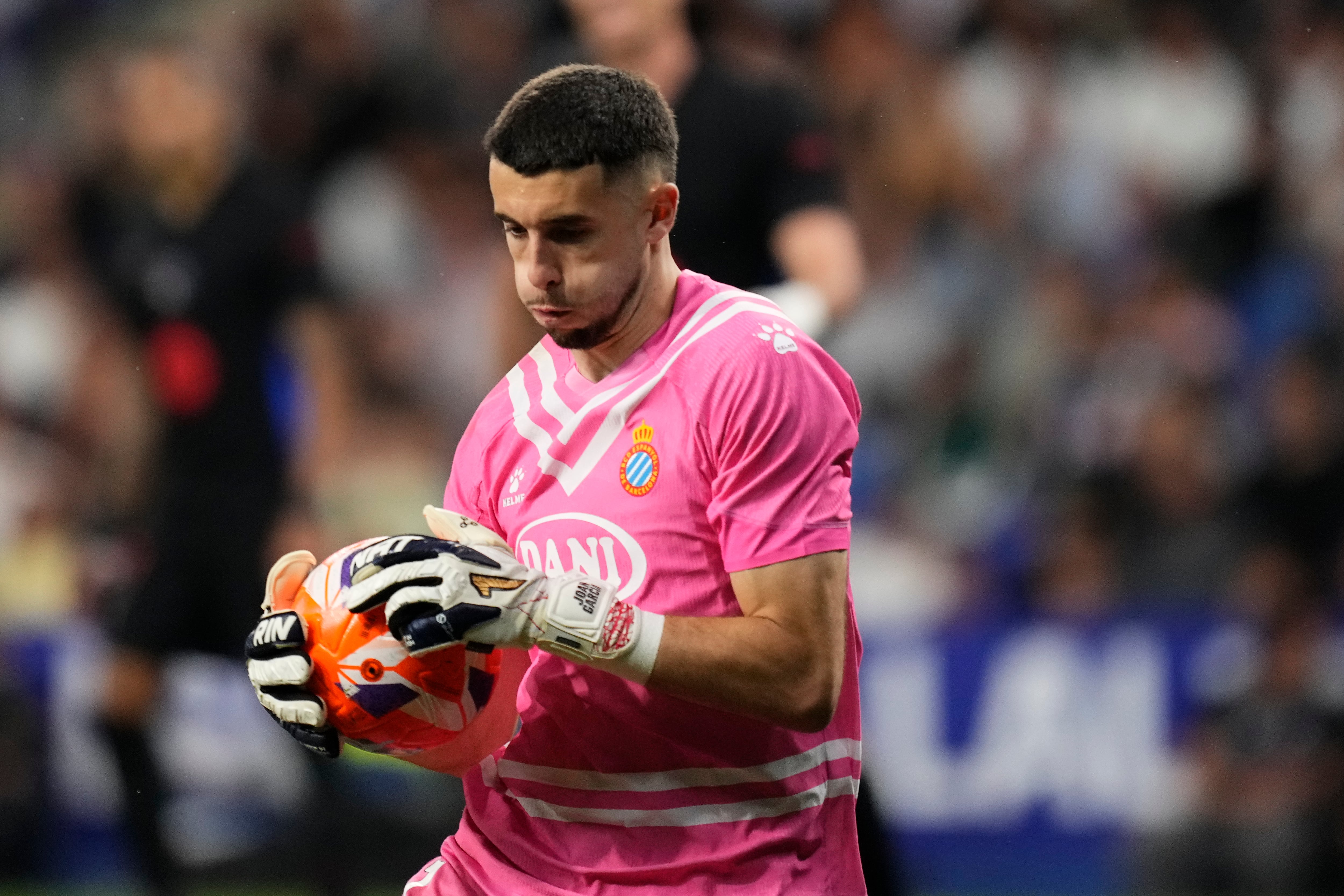 Joan García, en un partido de Liga entre RCD Espanyol y FC Barcelona