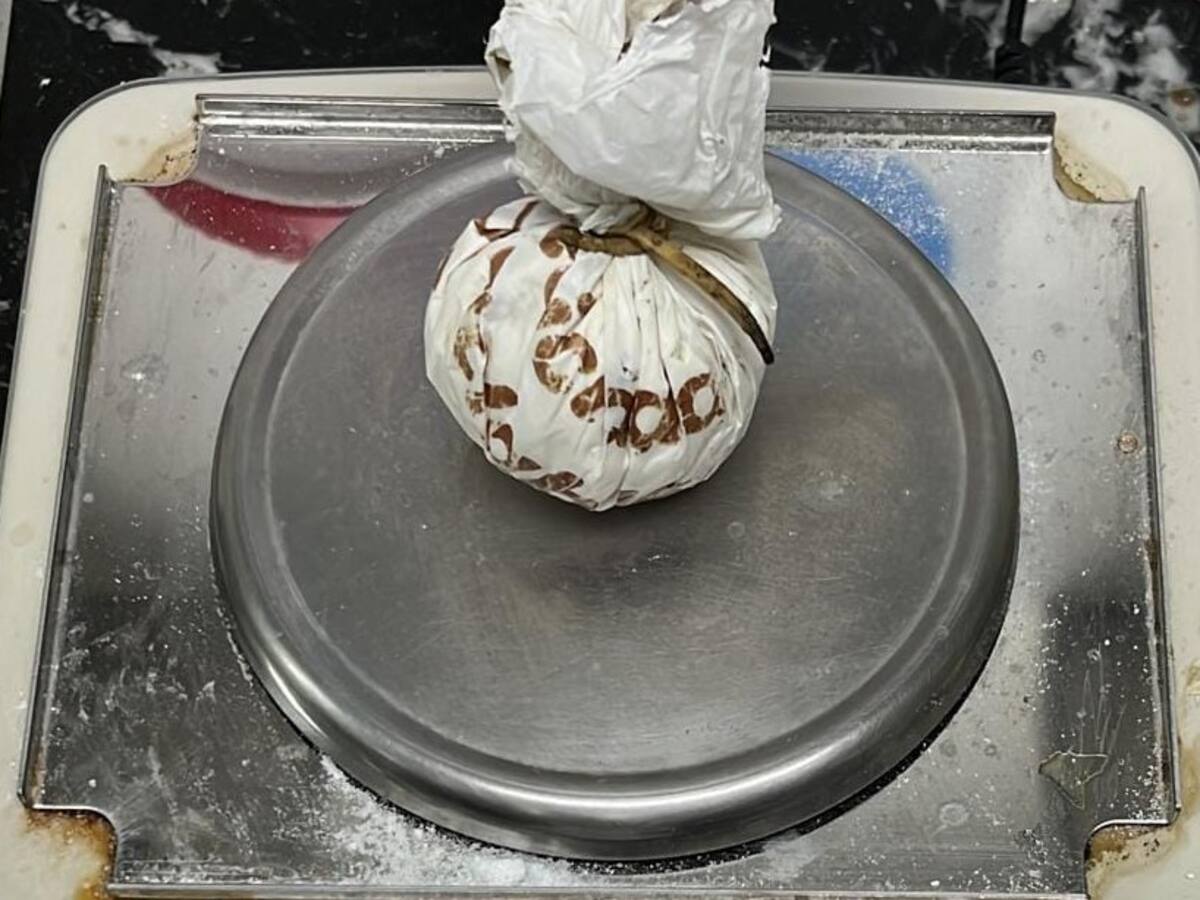 Detienen a un hombre por vender cocaína a las puertas de un local de ocio de Ibiza