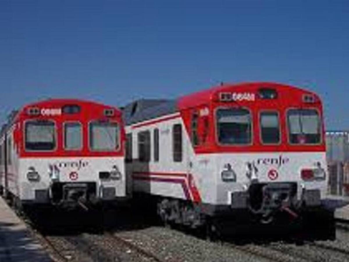Los sindicatos creen que el anuncio de Renfe sobre los cercanías es una "cortina de humo"