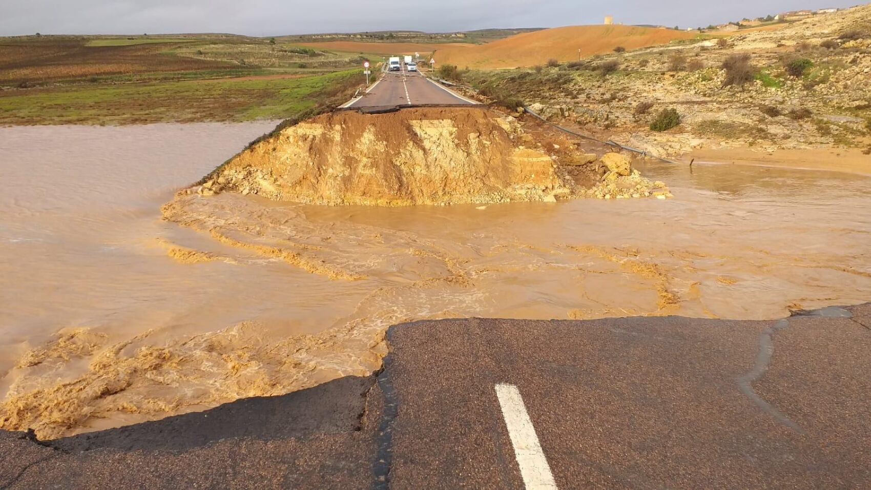 Carretera CM-2122 a su paso por Embid. Foto: Delegación JCCM en Guadalajara