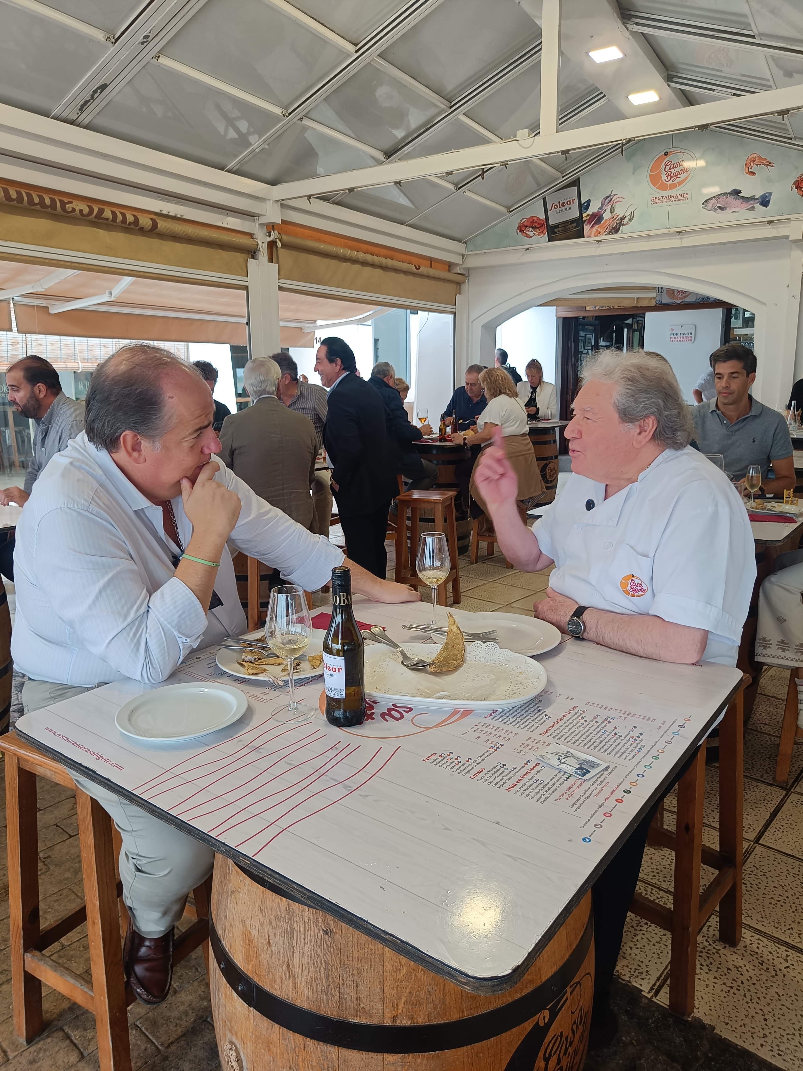 Con Fernando Bigote en la terraza de La Barra de Bigote