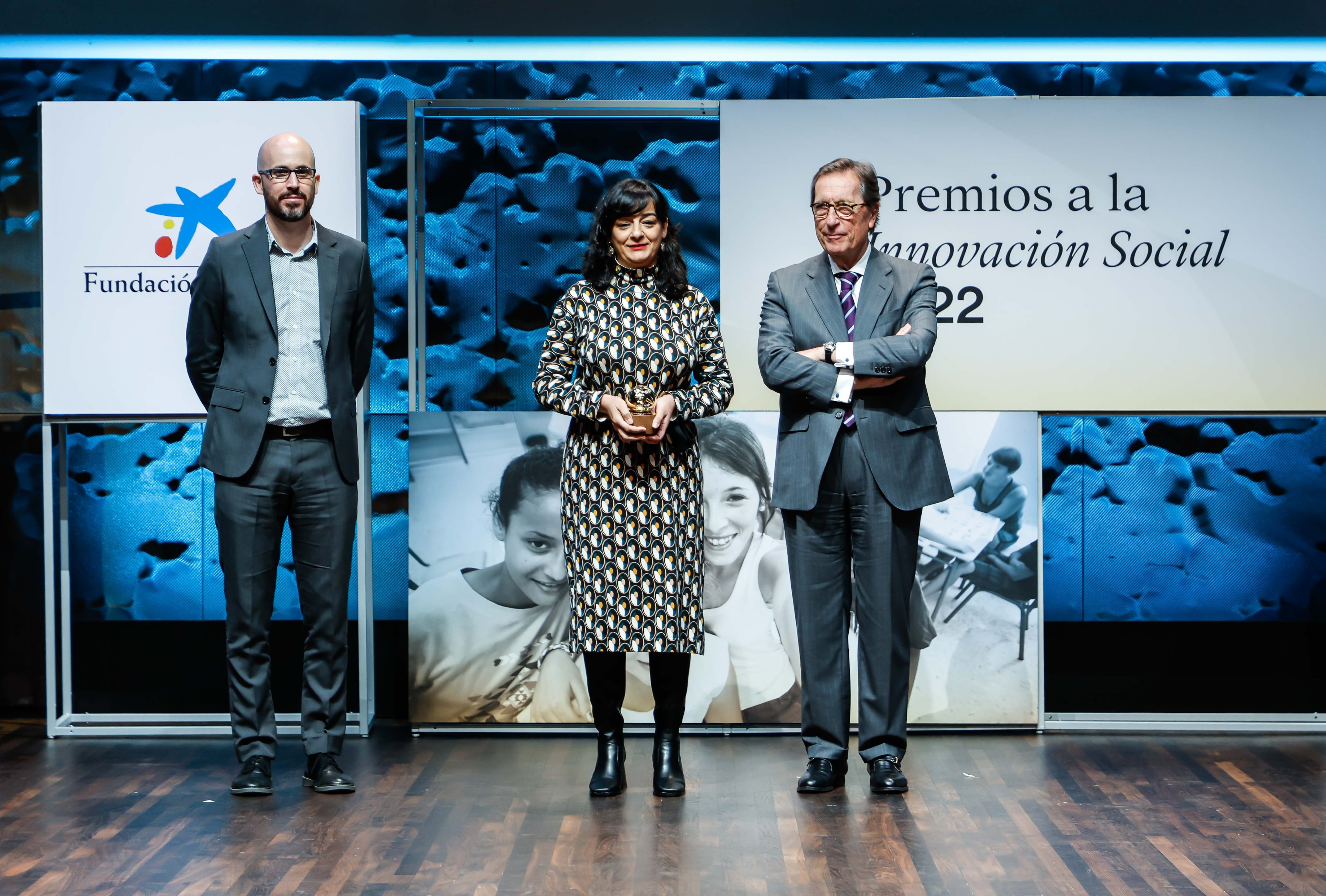 Lola Reales, de AFEMCE, recoge el Premio Fundación la Caixa a la Innovación Social