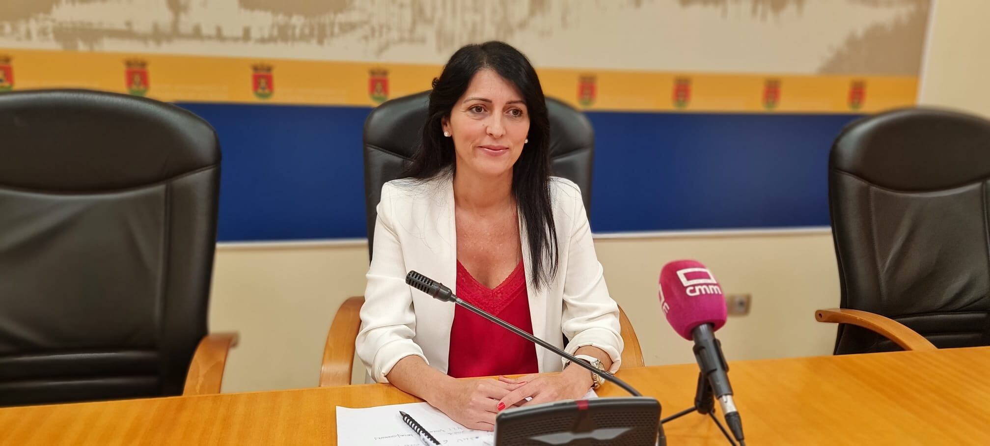 Rueda de prensa de Nuria Sánchez para dar a conocer las ayudas de emergencia social