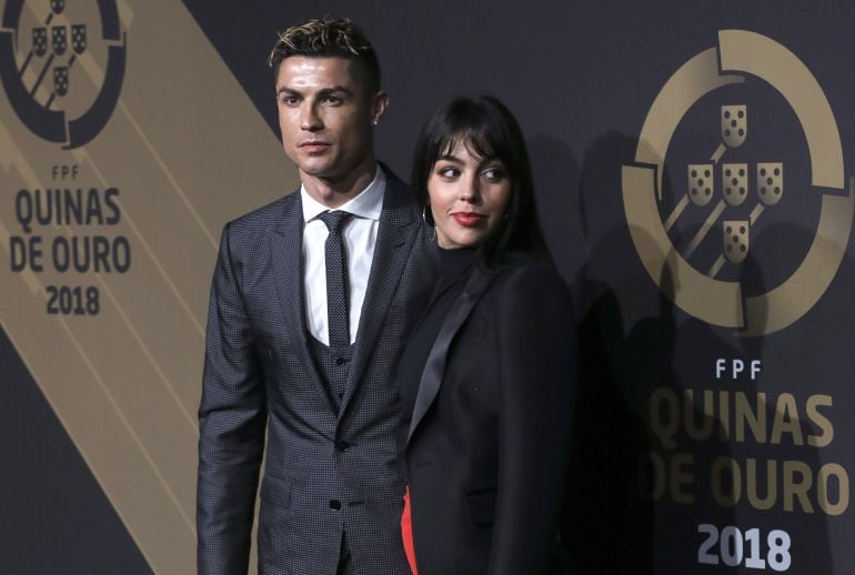 Cristiano, junto a su pareja, la española Giorgina Rodríguez