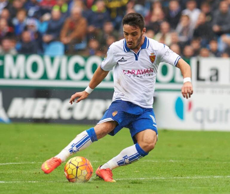 Isaac Carcelén, durante un partido en La Romareda