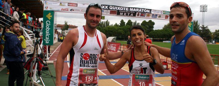 Mauricio Lobato, Gemma Arenas y Jesús Calle
