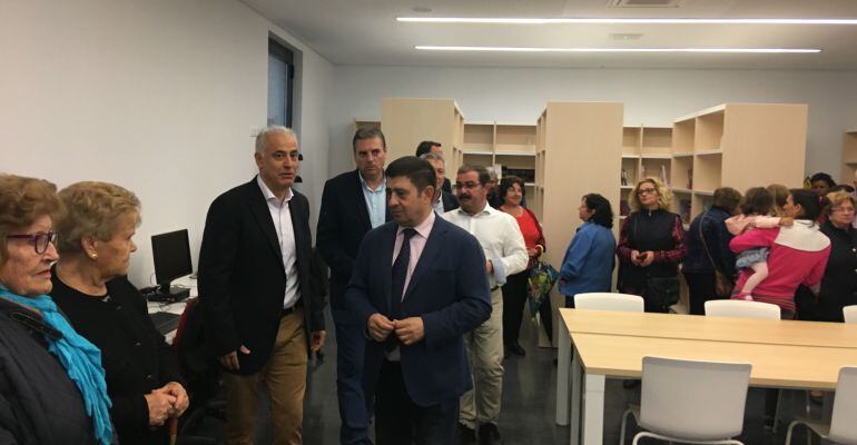 Inauguración edificio de usos múltiples.