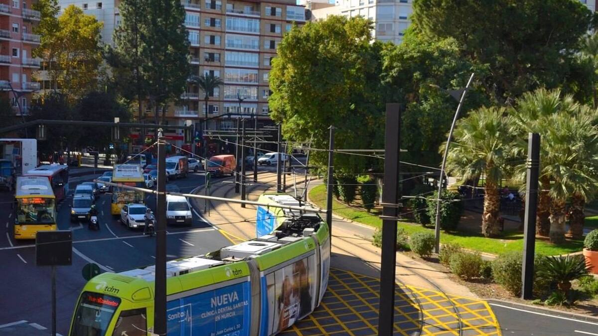 Declaraciones de Ballesta tras reunirse en Madrid para hablar de la ampliación del tranvía