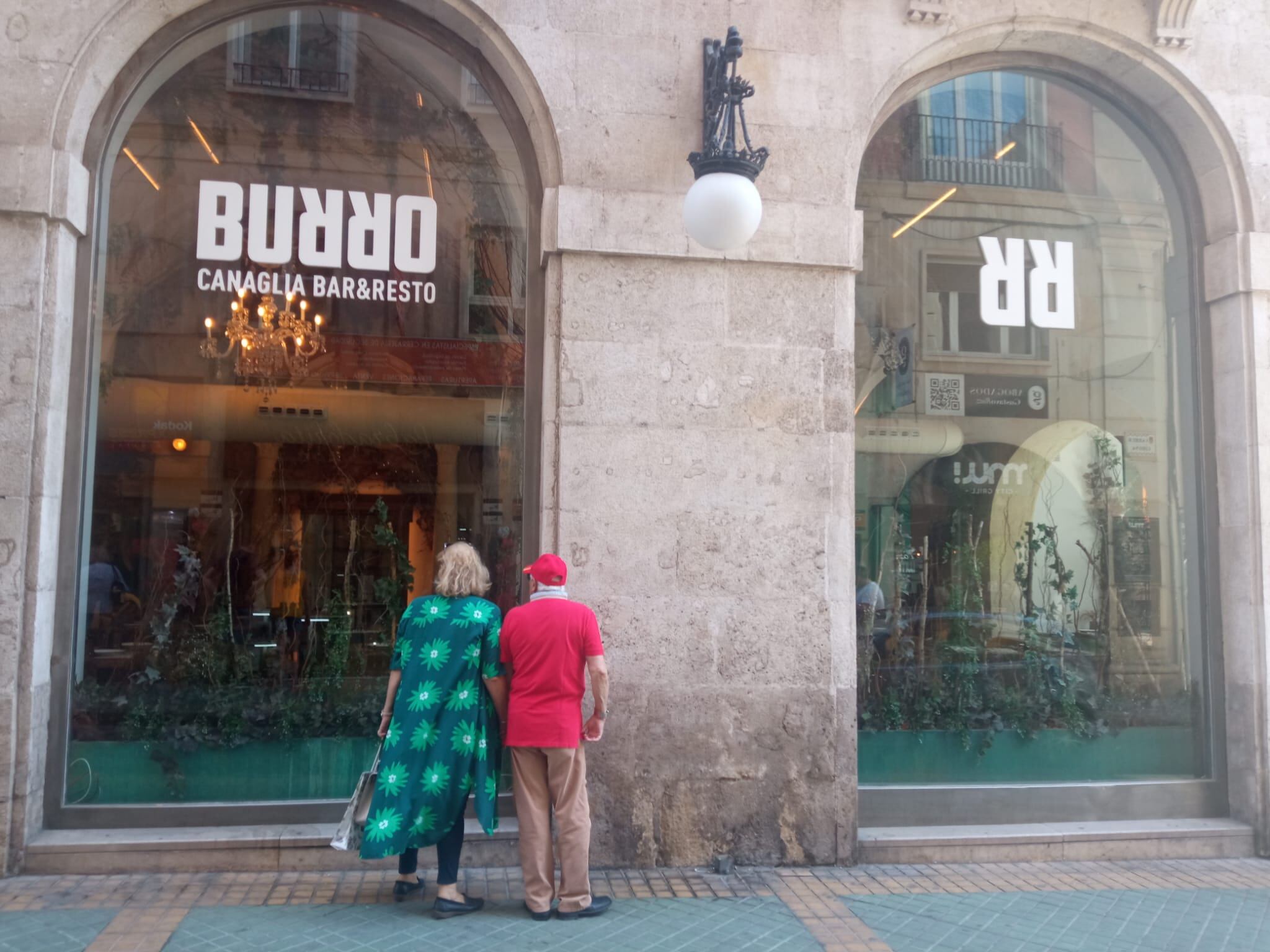 Restaurante Burro Canaglia en la calle Castaños de Alicante