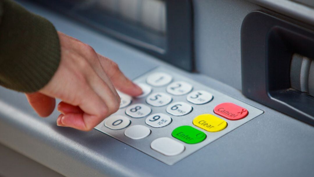 La Generalitat instalará cajeros en 53 municipios de la provincia de Castellón en riesgo de despoblación.